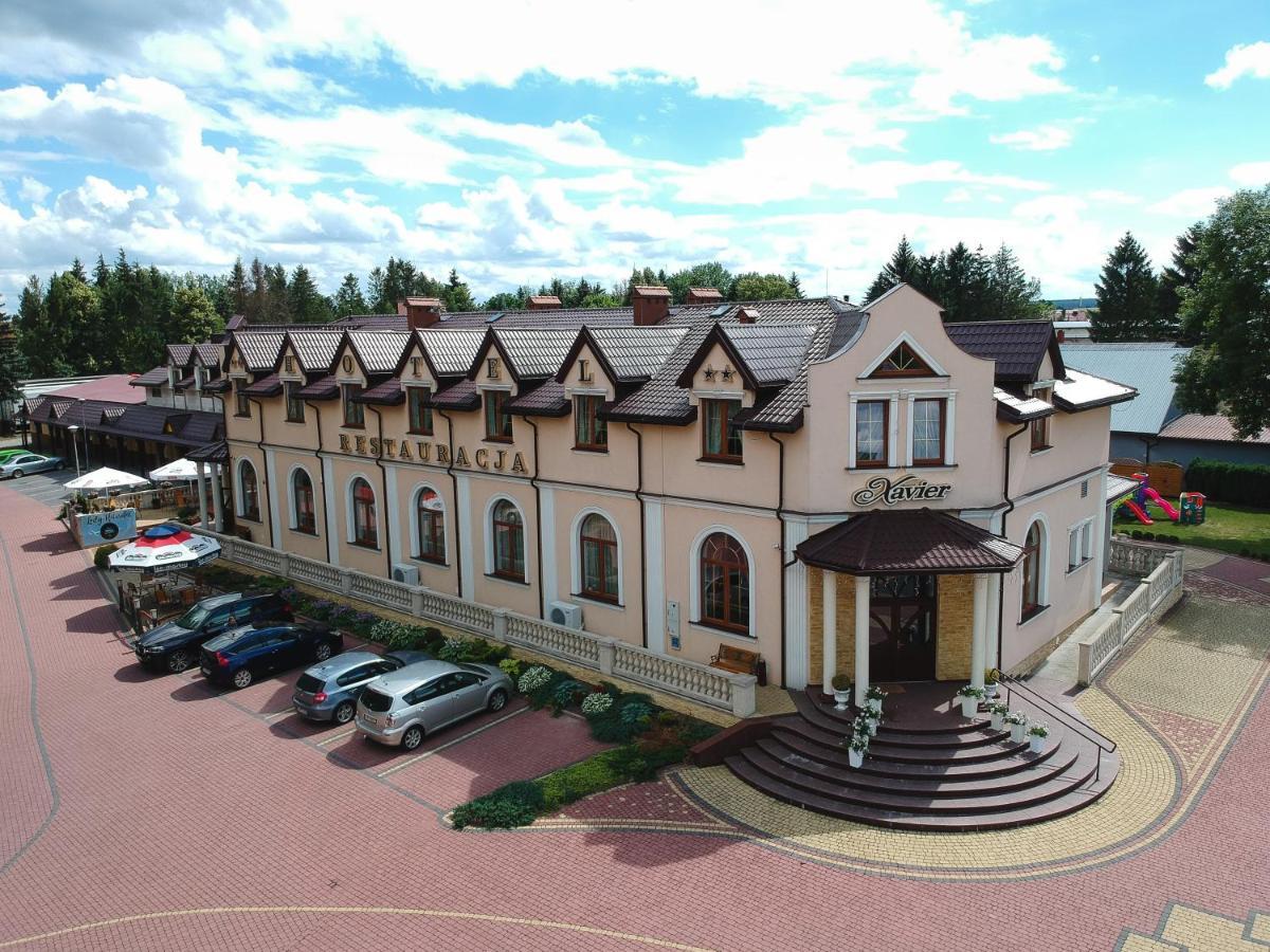 Hotel "Xavier" Lubycza Krolewska Bagian luar foto